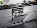 AEG Lave vaisselle 60cm intégrable avec bandeau inox apparent FEE73716PM